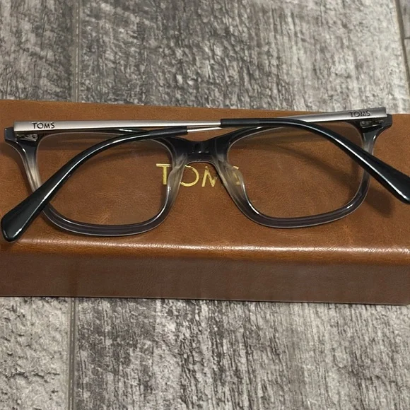 Toms Jenkins Glasses - Picture 3 of 7